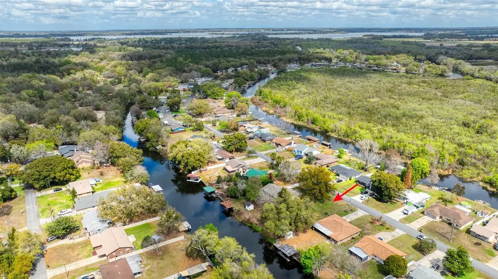 0 Lois Drive Tavares FL 32778