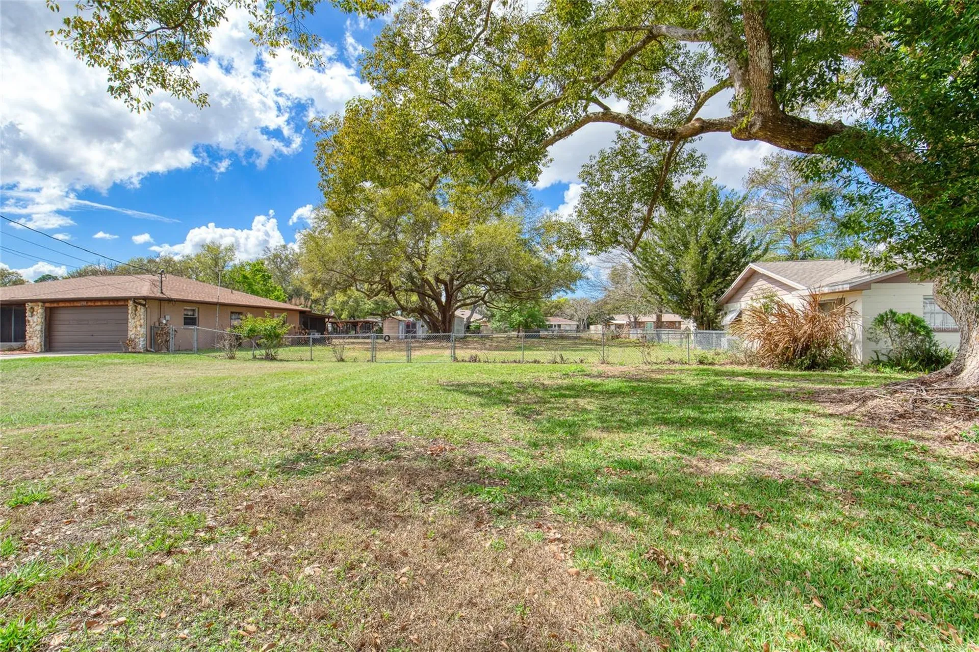 0 Lois Drive Tavares FL 32778