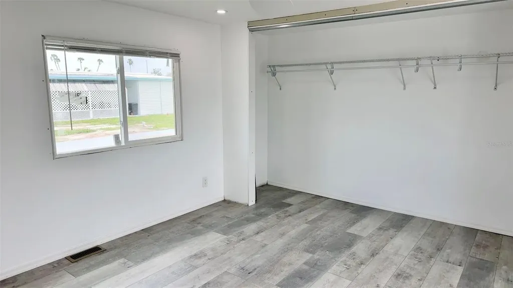 7064 Mount Hawthorne Road NE St Petersburg FL 33702