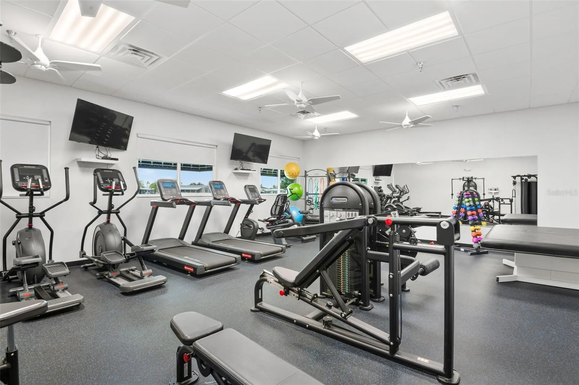 7064 Mount Hawthorne Road NE St Petersburg FL 33702