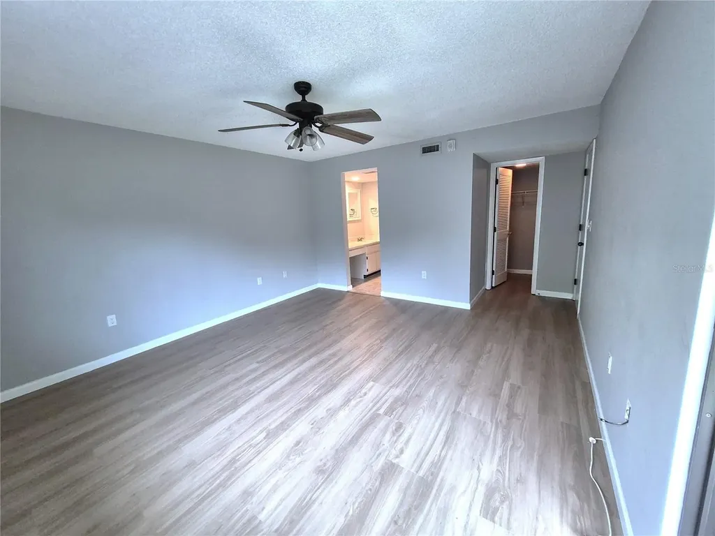 222 Caryl Way Oldsmar FL 34677