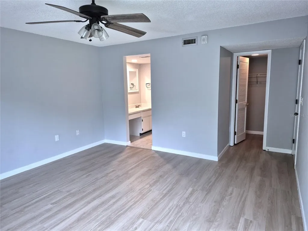 222 Caryl Way Oldsmar FL 34677