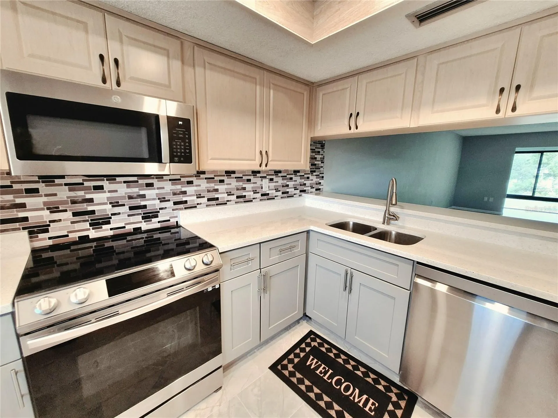222 Caryl Way Oldsmar FL 34677