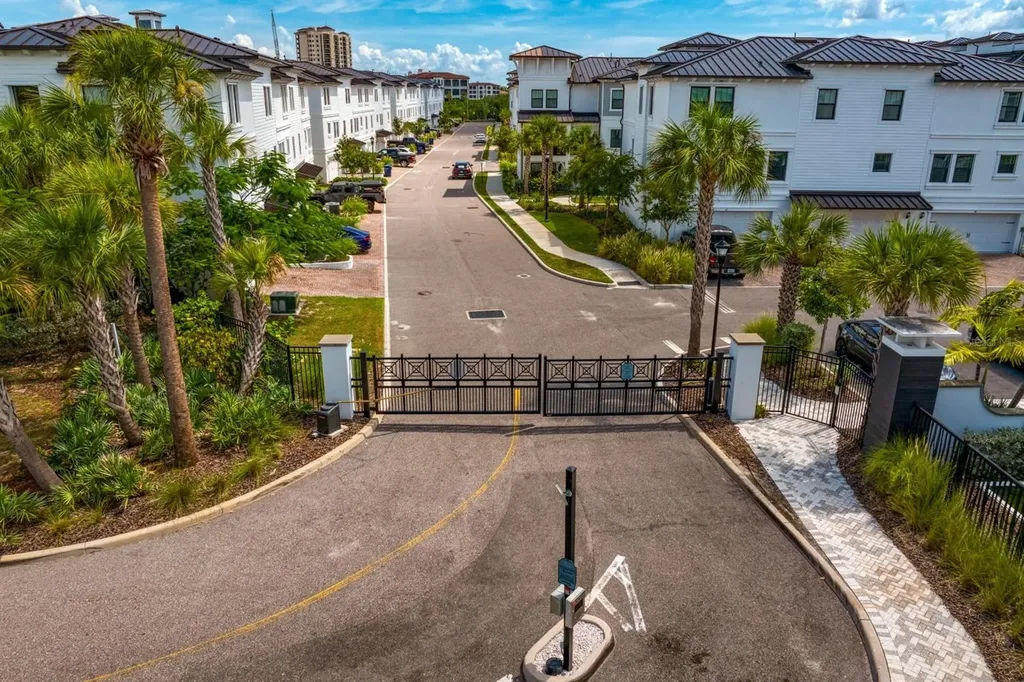 5351 Bridge Street Tampa FL 33611