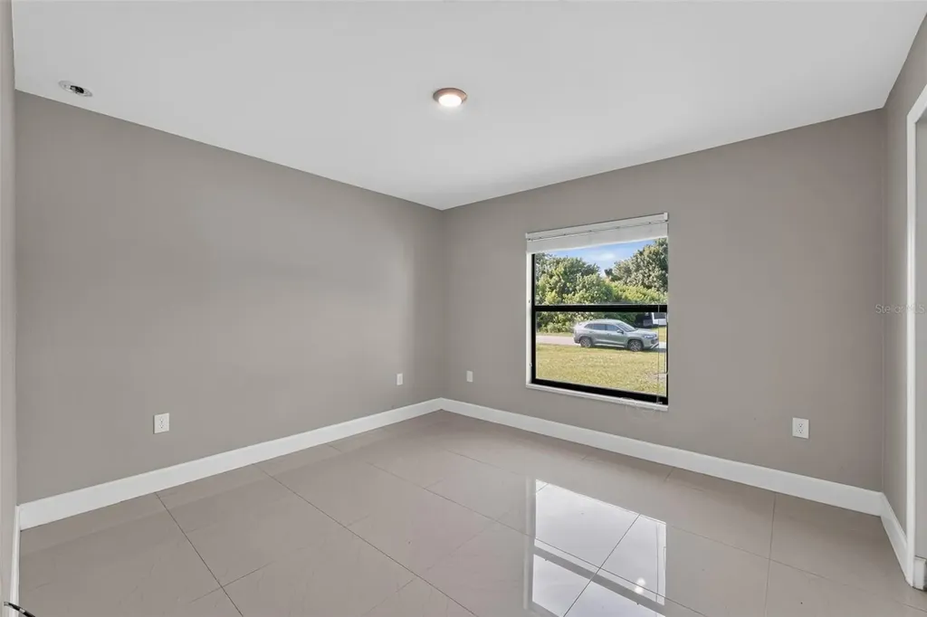 2712 15th Street SW Lehigh Acres FL 33976