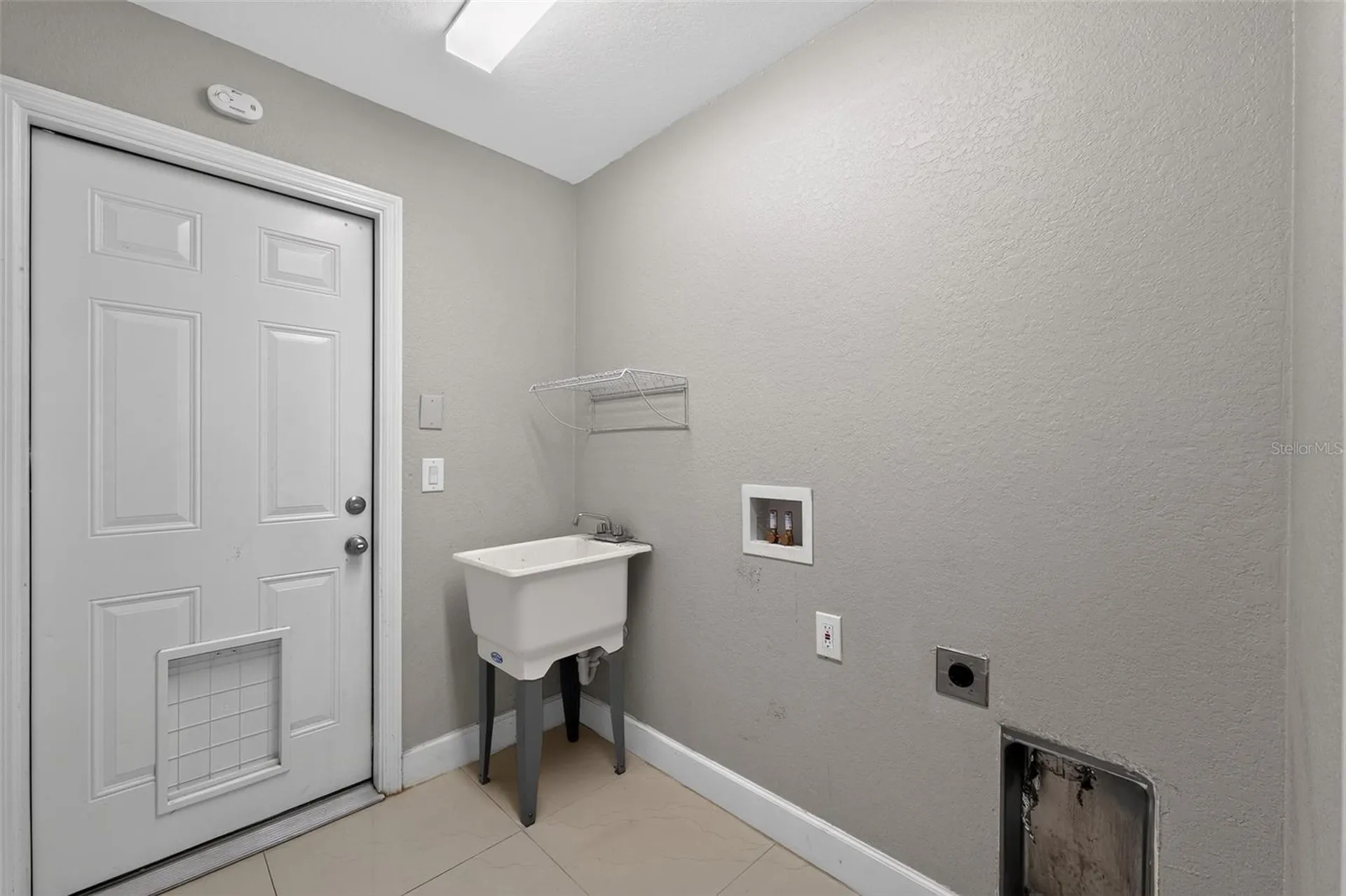 2712 15th Street SW Lehigh Acres FL 33976