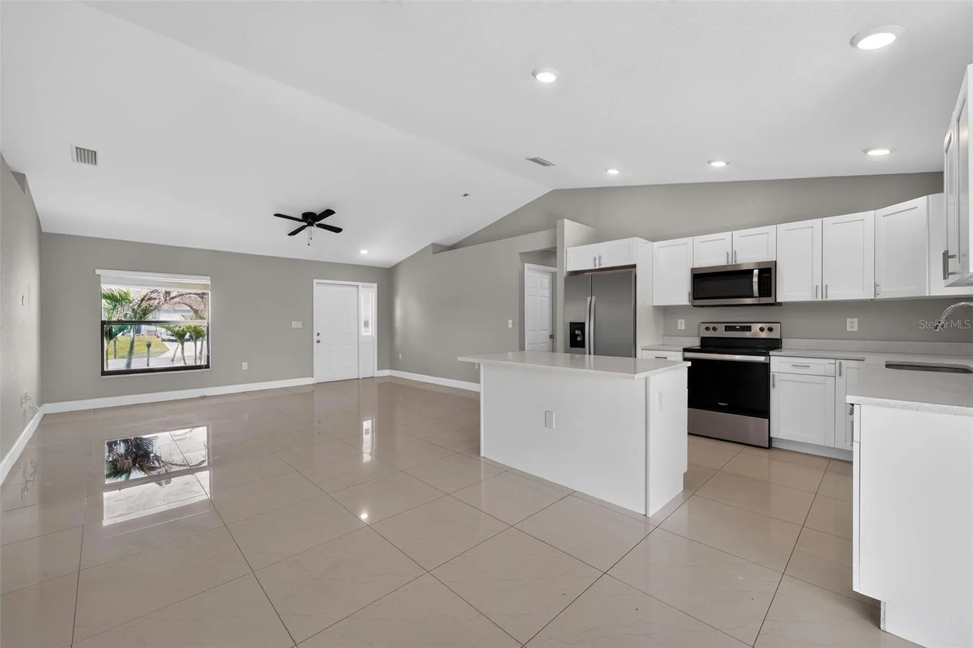 2712 15th Street SW Lehigh Acres FL 33976