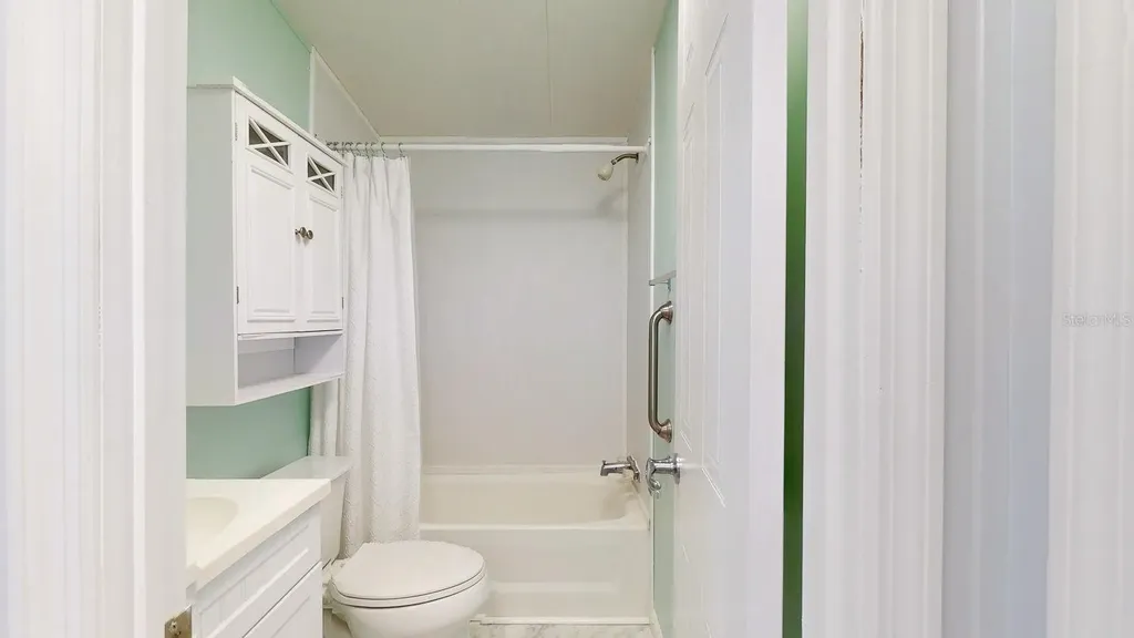 10728 Poplar Street NE St Petersburg FL 33716