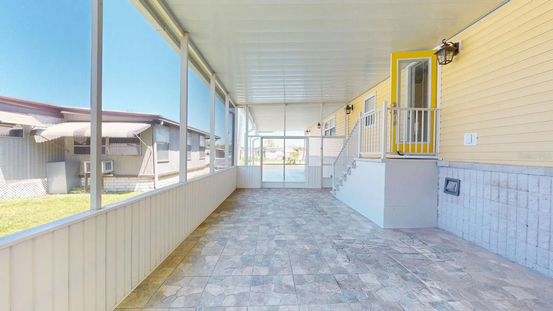 10728 Poplar Street NE St Petersburg FL 33716