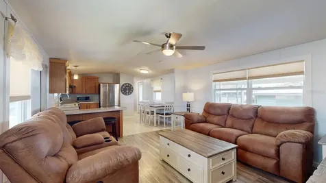 10728 Poplar Street NE St Petersburg FL 33716