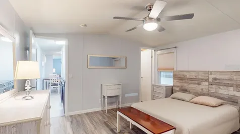 10728 Poplar Street NE St Petersburg FL 33716
