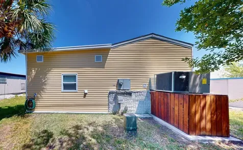 10728 Poplar Street NE St Petersburg FL 33716