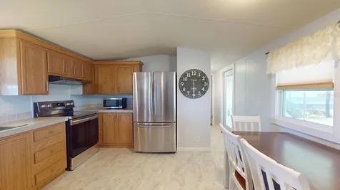 10728 Poplar Street NE St Petersburg FL 33716