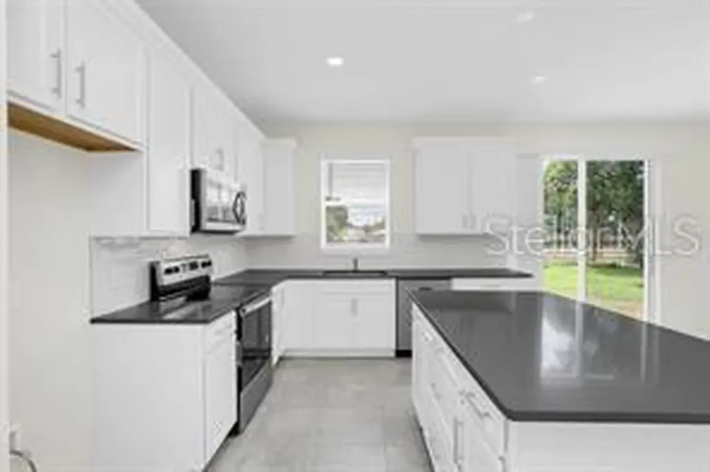5614 Oak Knoll Drive St Cloud FL 34771