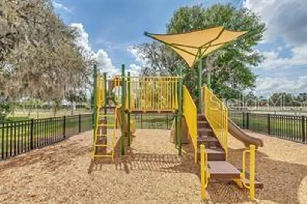 5614 Oak Knoll Drive St Cloud FL 34771