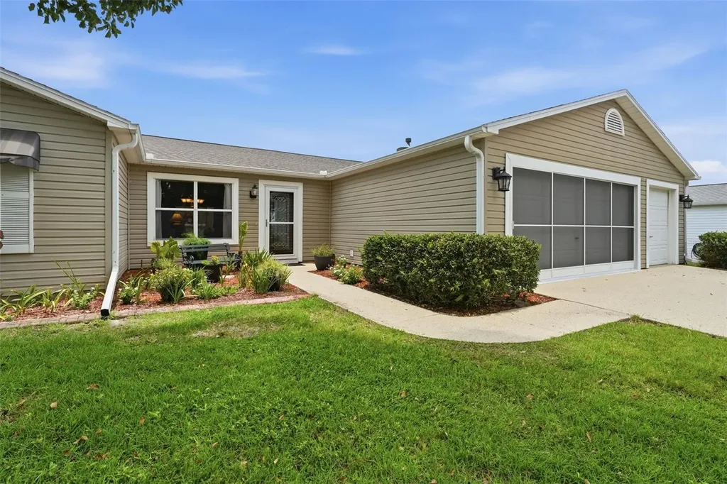 1602 Malacara Lane The Villages FL 32162