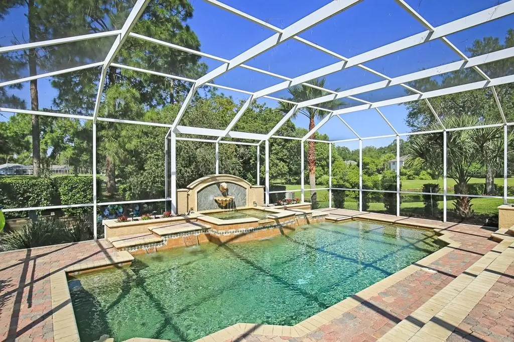 5612 Rockfield Loop Valrico FL 33596