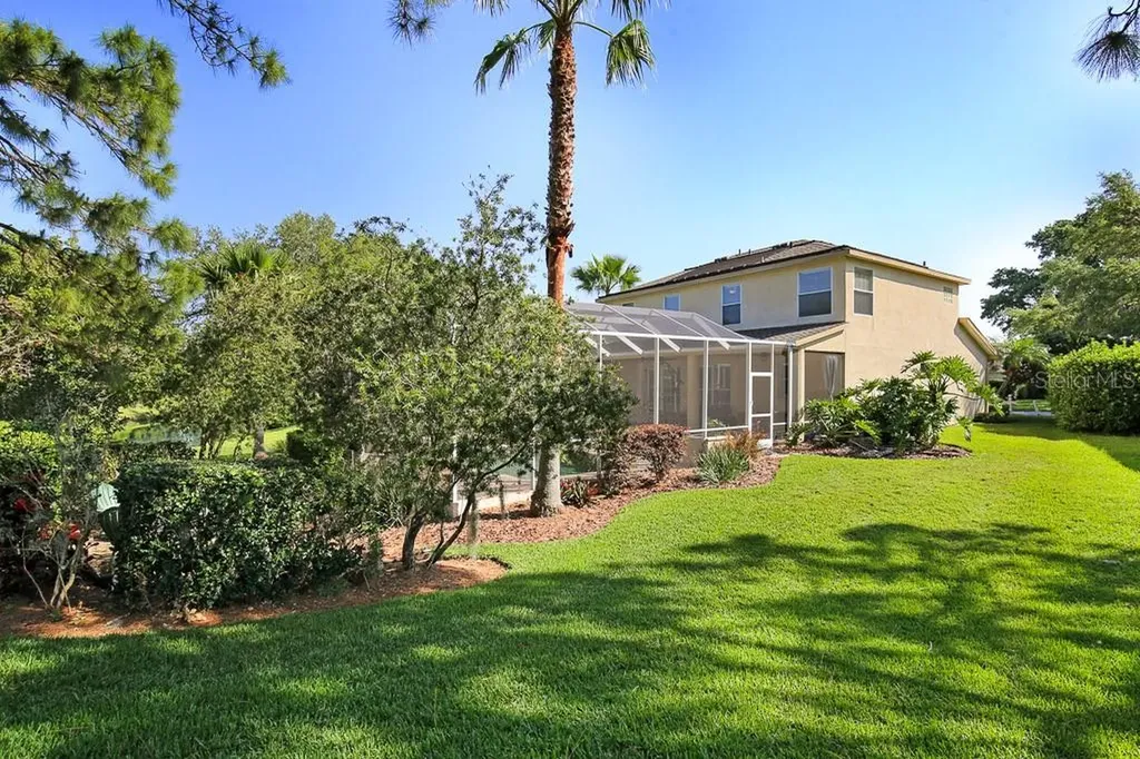 5612 Rockfield Loop Valrico FL 33596