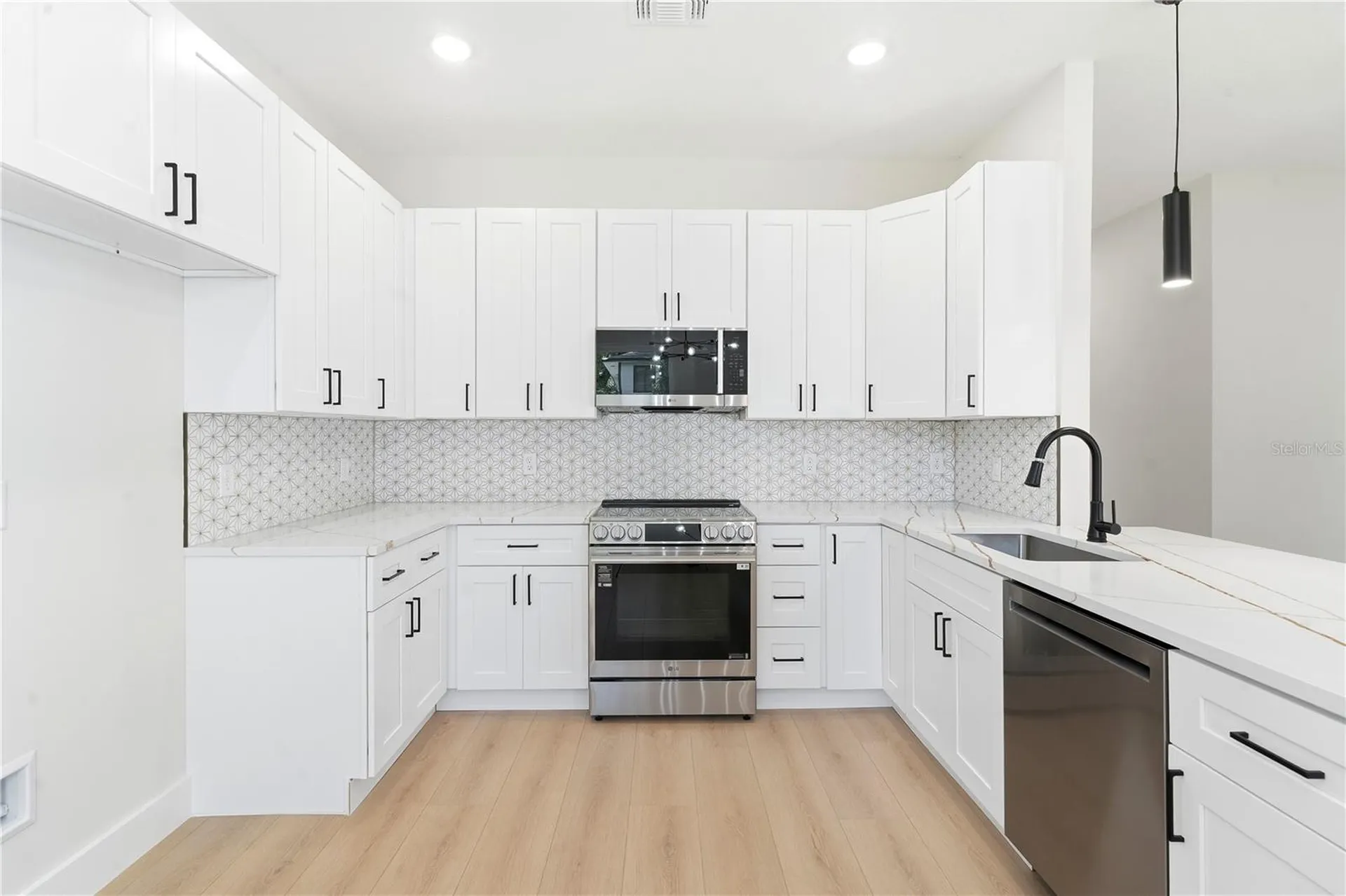 1236 Virginia Drive Orlando FL 32803
