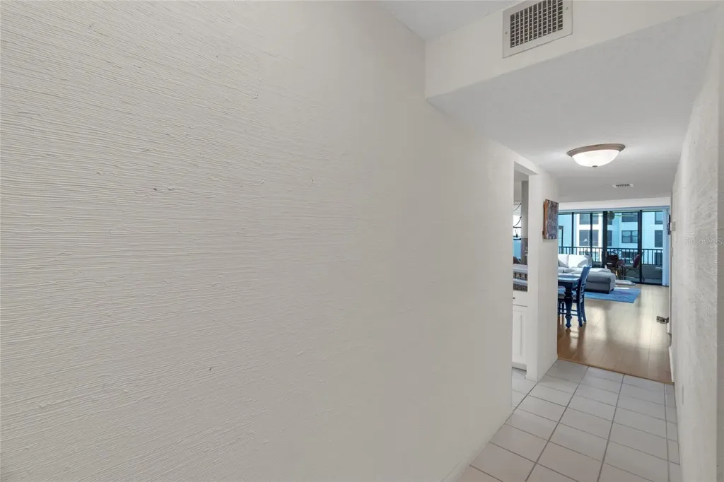 8764 Midnight Pass Road Sarasota FL 34242