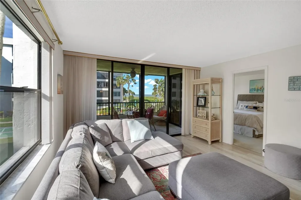 8764 Midnight Pass Road Sarasota FL 34242