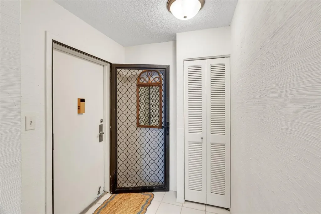 8764 Midnight Pass Road Sarasota FL 34242