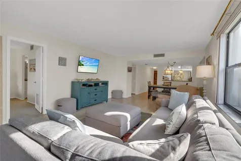 8764 Midnight Pass Road Sarasota FL 34242
