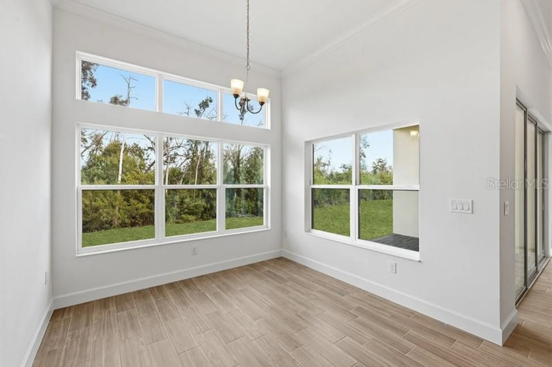 911 Signet Drive Apollo Beach FL 33572