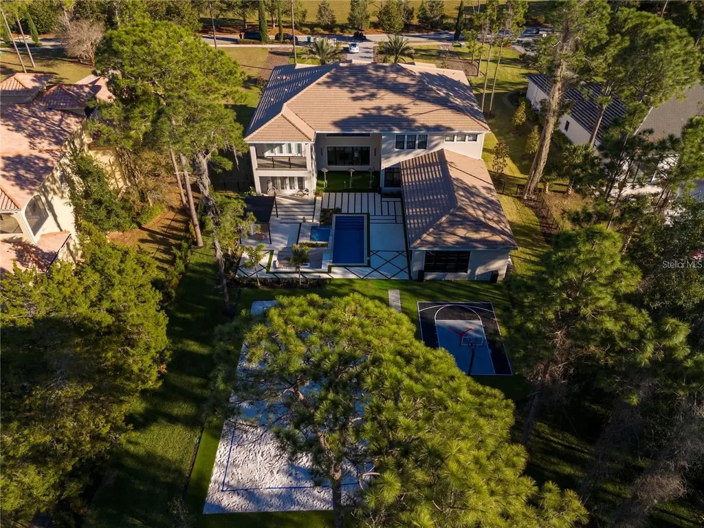 15926 Pendio Drive Bella Collina FL 34756