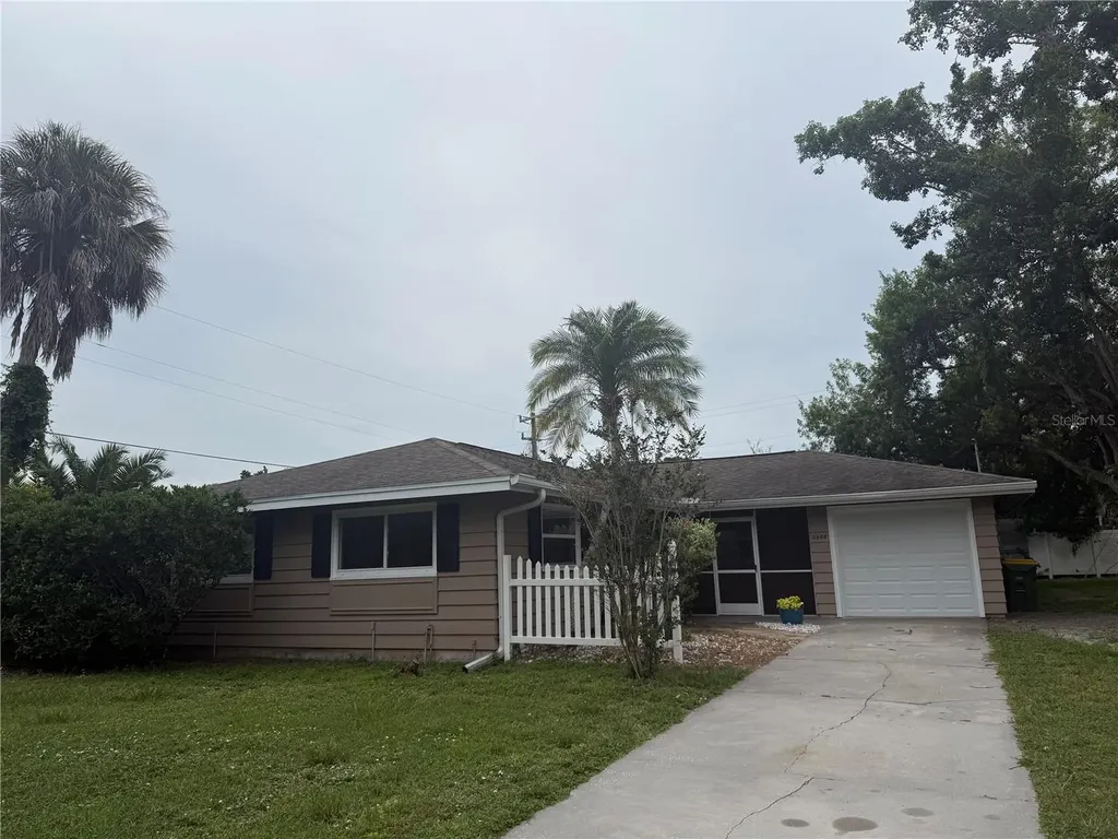 2588 Colorado Street Sarasota FL 34237
