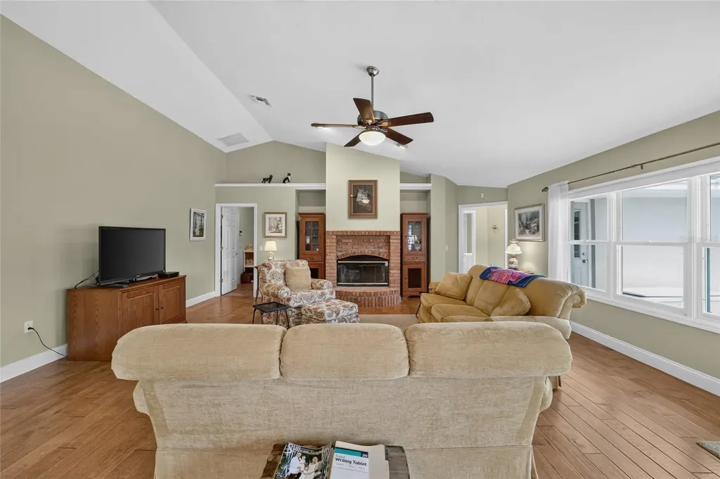 2319 SE 30th Street Ocala FL 34471