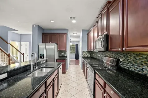 925 Counts Crest Circle Apopka FL 32712