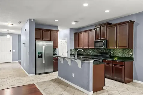 925 Counts Crest Circle Apopka FL 32712