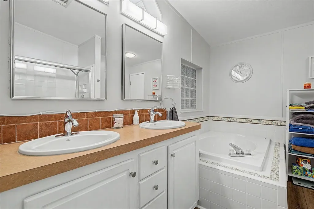 37602 Lilly Bea Avenue Zephyrhills FL 33541