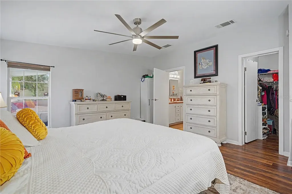 37602 Lilly Bea Avenue Zephyrhills FL 33541