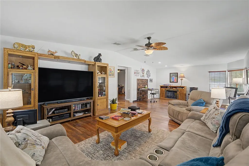 37602 Lilly Bea Avenue Zephyrhills FL 33541