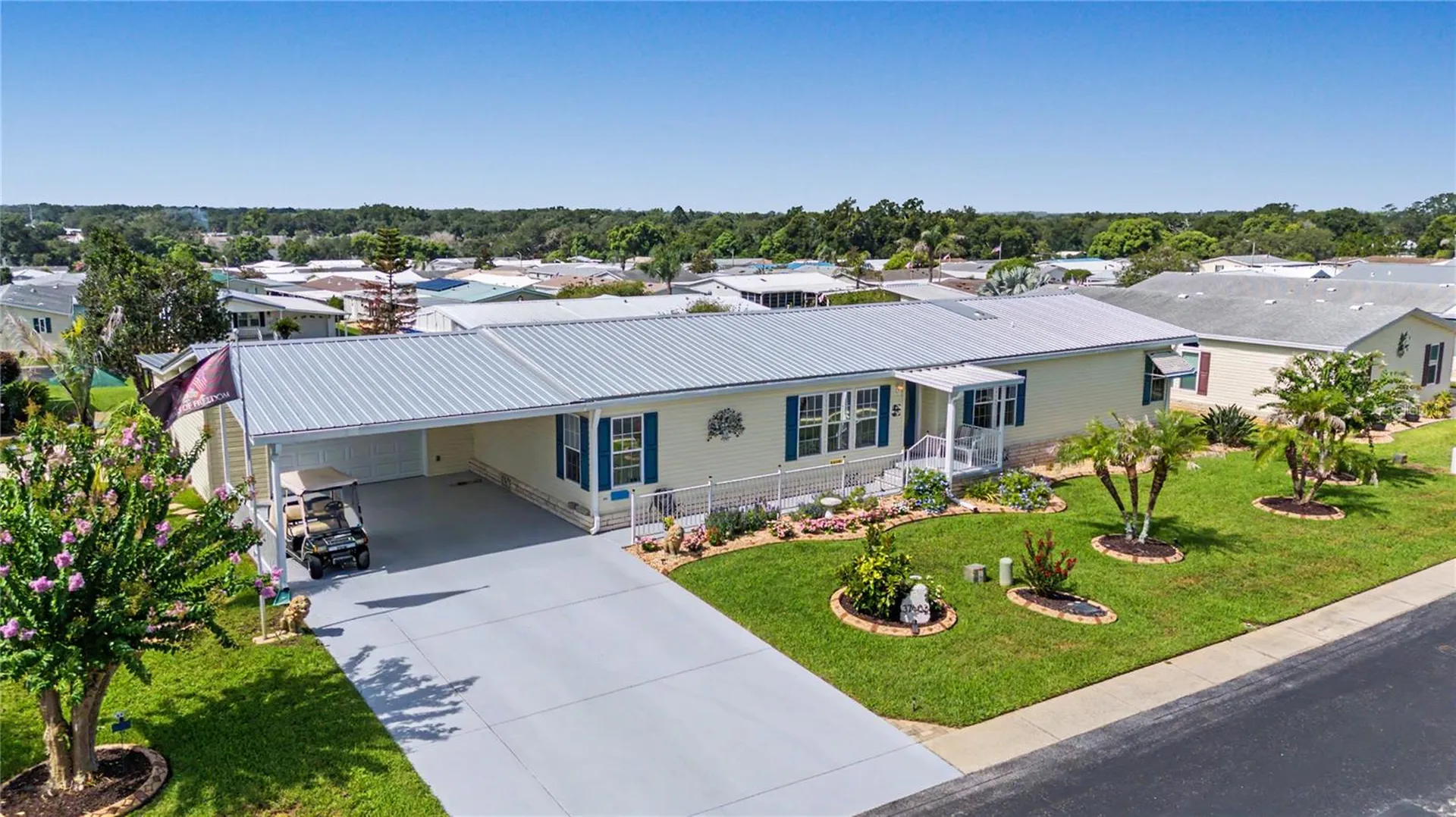 37602 Lilly Bea Avenue Zephyrhills FL 33541