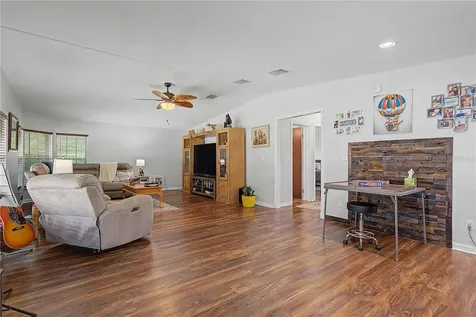 37602 Lilly Bea Avenue Zephyrhills FL 33541