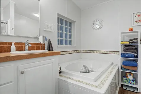 37602 Lilly Bea Avenue Zephyrhills FL 33541