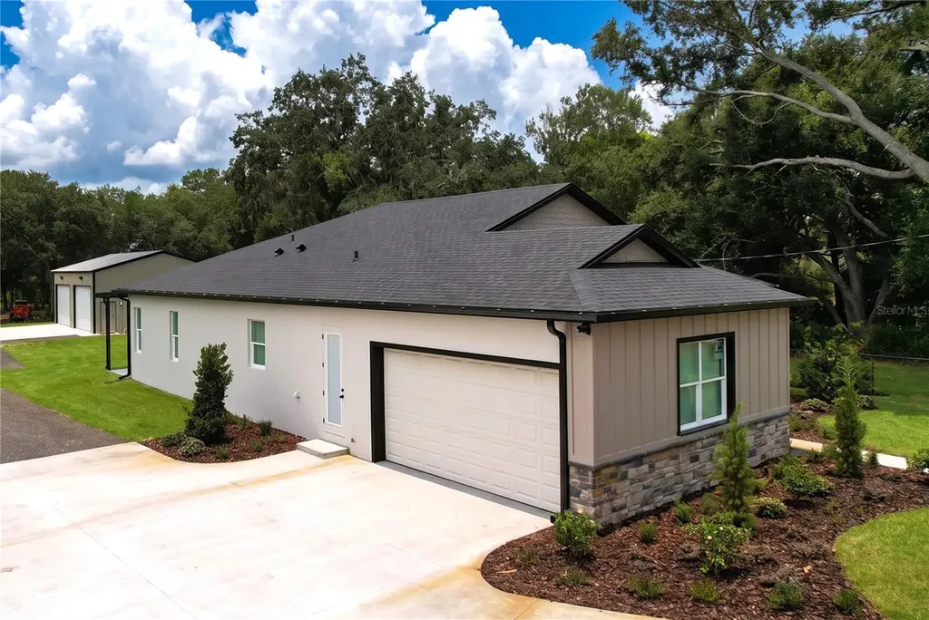 8308 Gibson Oaks Drive Lakeland FL 33809