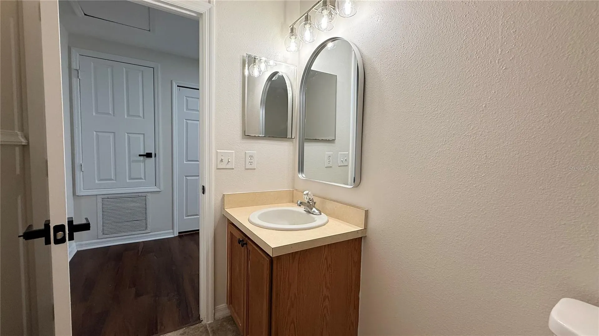 2568 Aventurine Street Kissimmee FL 34744