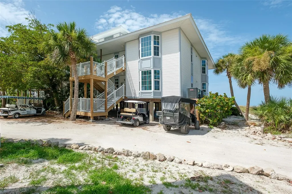 7462 Palm Island Drive Placida FL 33946