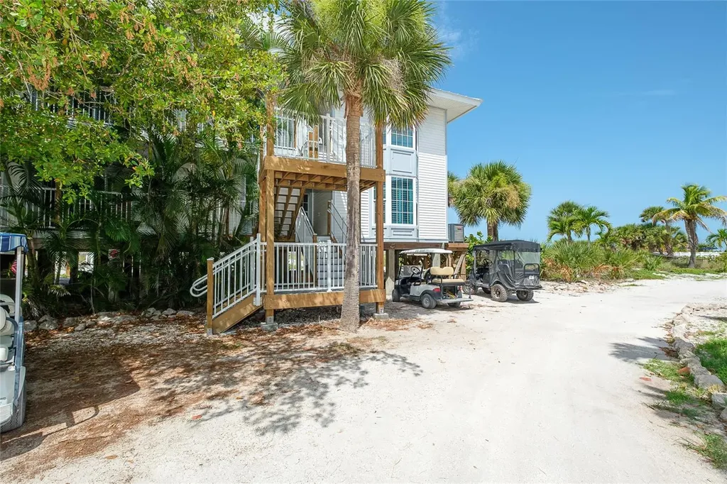 7462 Palm Island Drive Placida FL 33946