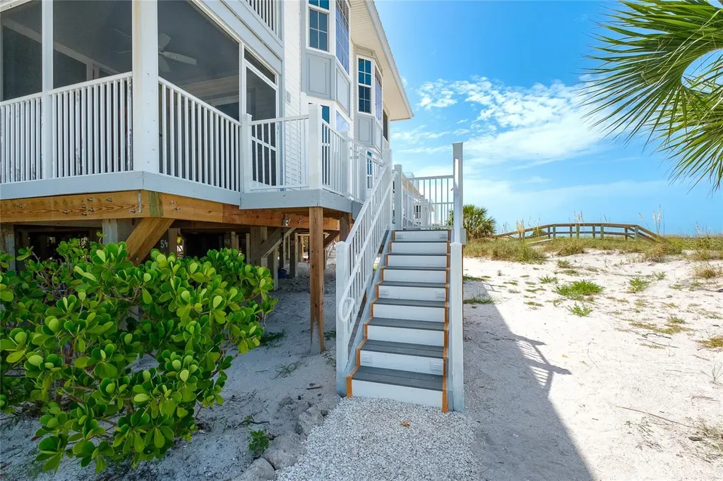 7462 Palm Island Drive Placida FL 33946