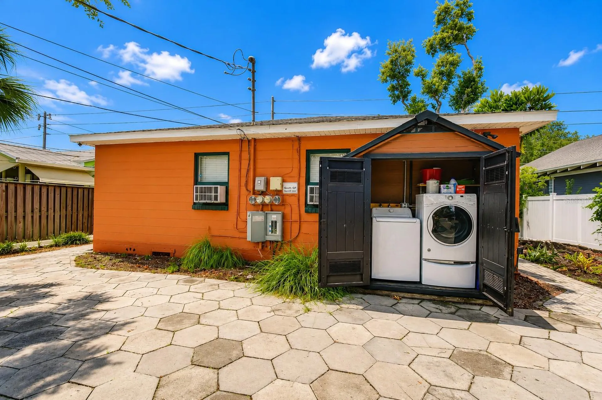 850 22nd Avenue N St Petersburg FL 33704