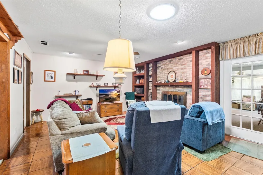 7797 132nd Way Seminole FL 33776