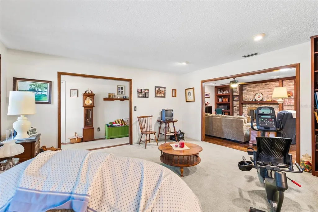 7797 132nd Way Seminole FL 33776
