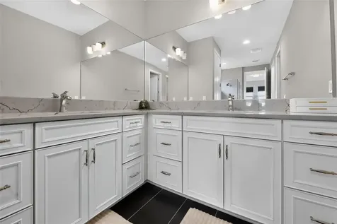 3663 Quiet Drive Sarasota FL 34240
