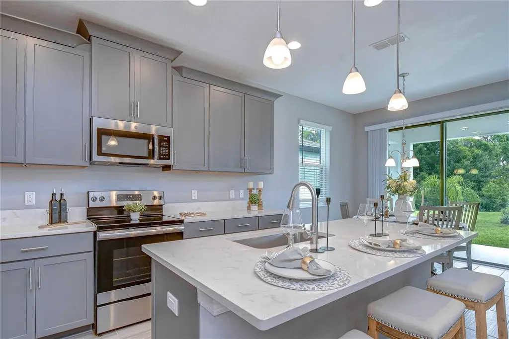 1621 Leaf Flower Lane Lutz FL 33558