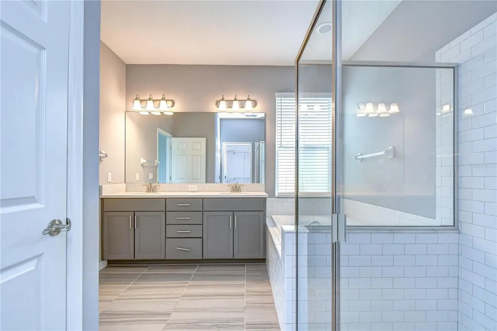 1621 Leaf Flower Lane Lutz FL 33558